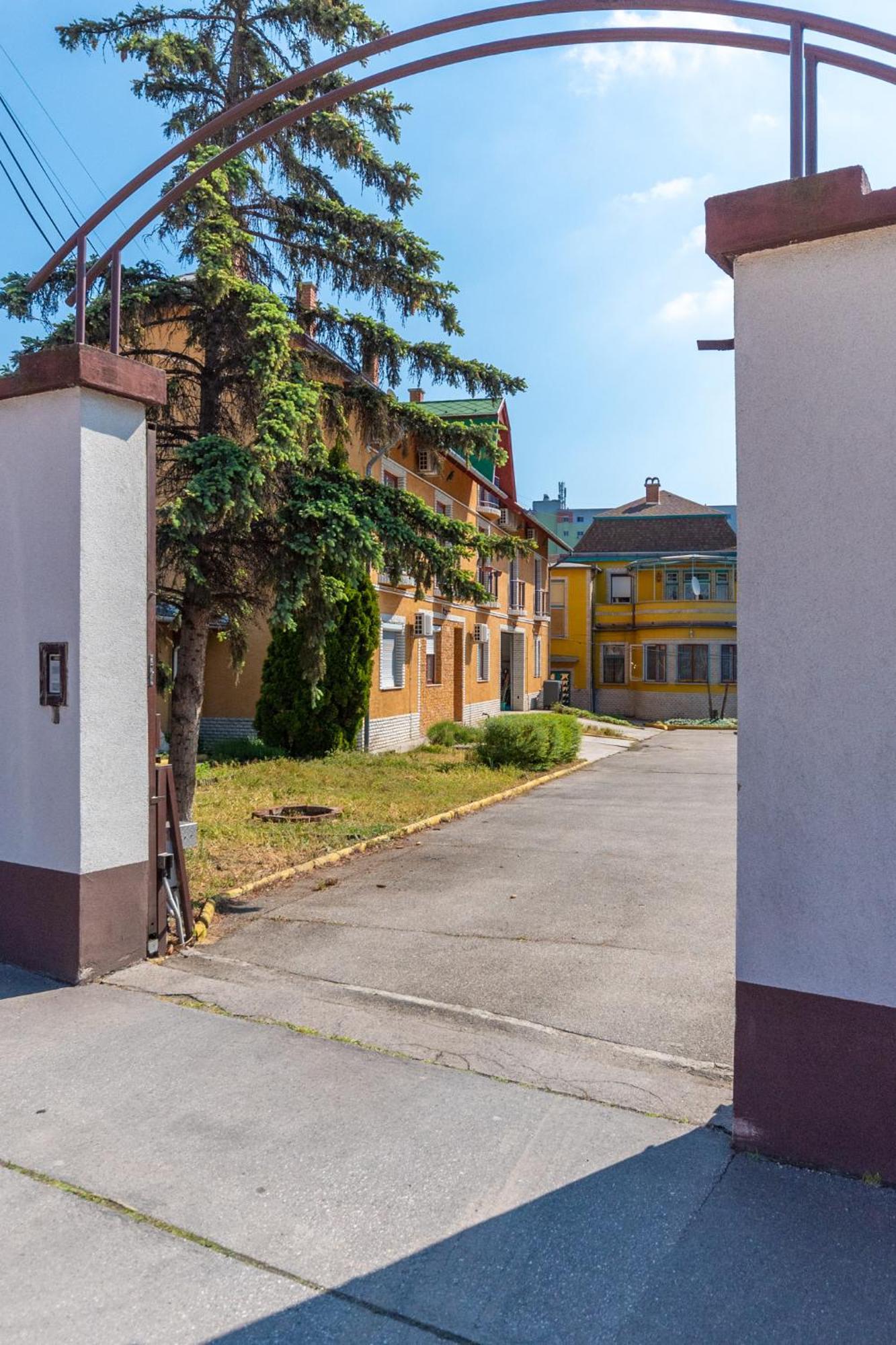 R Apartments ブダペスト エクステリア 写真