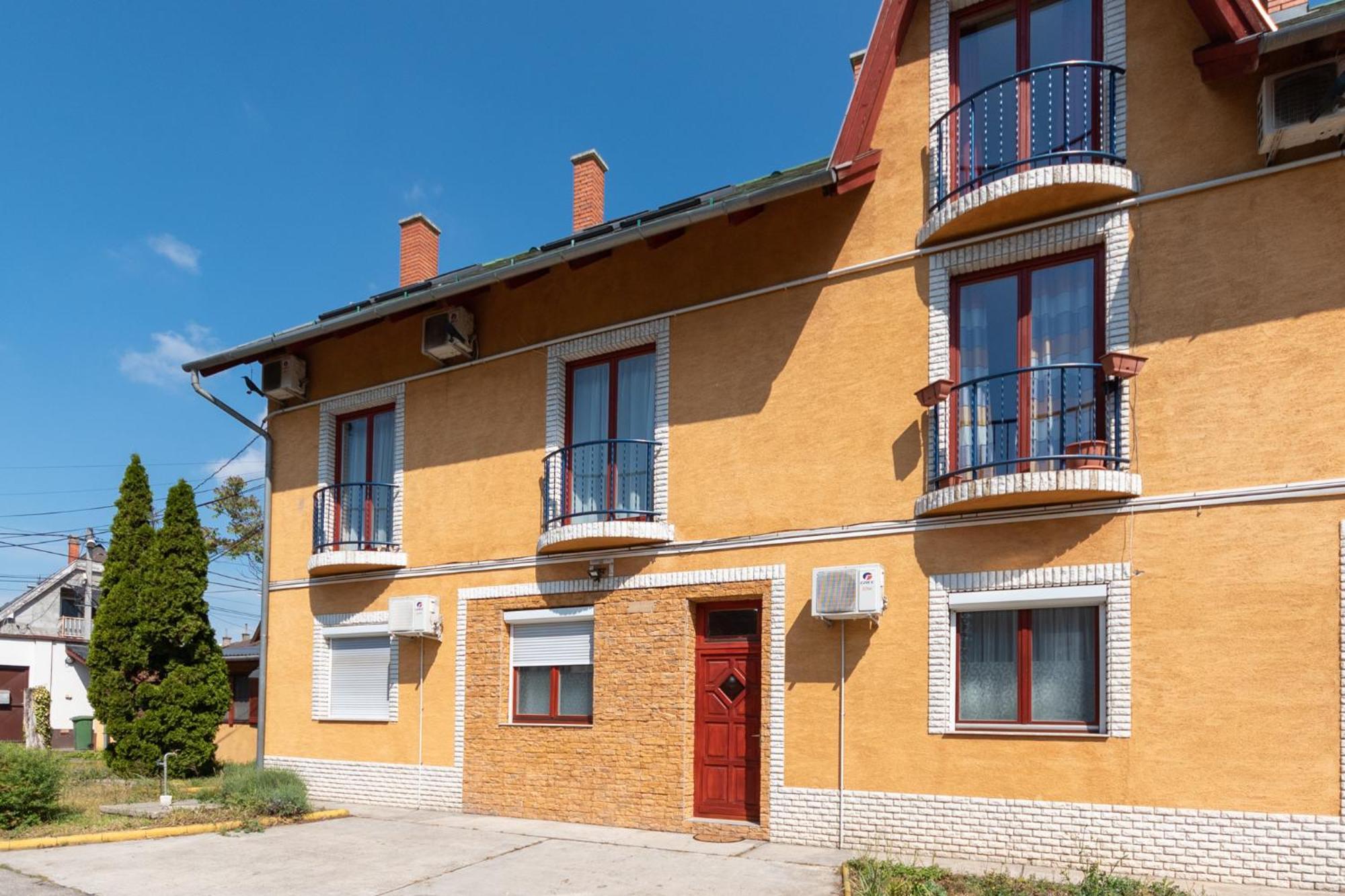 R Apartments ブダペスト エクステリア 写真